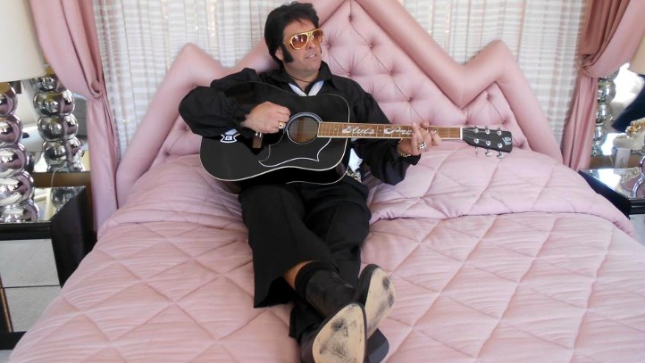 ChrisLunaElvis