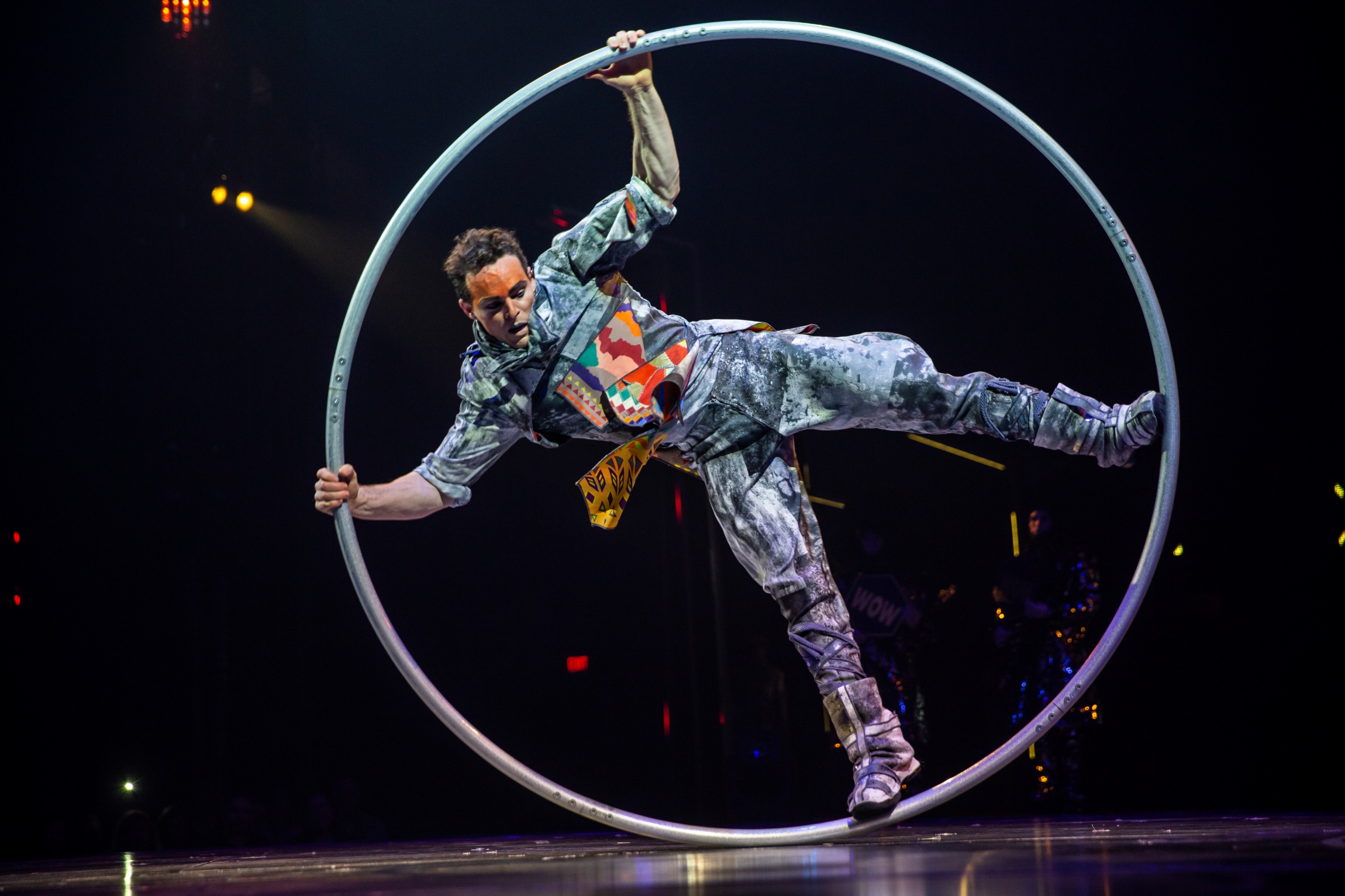 Cirque Du Soleil S Volta Soars Into Dodger Stadium Nbc