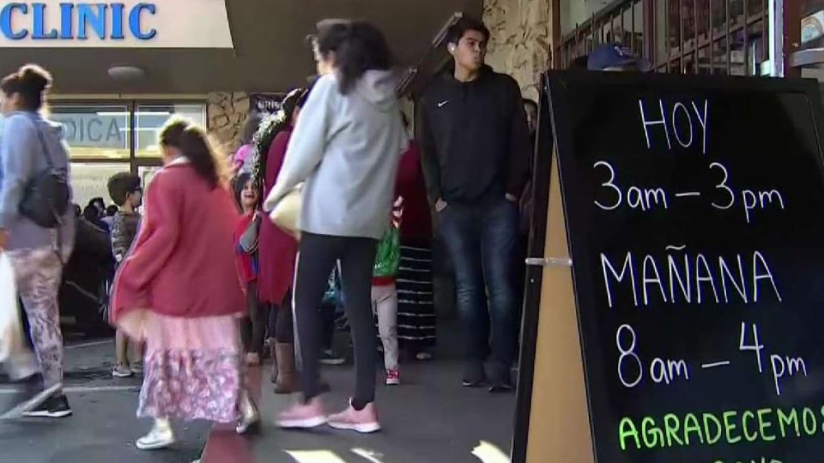 Crowds Flock to Santa Ana Tamale Shop on Christmas Eve NBC Los Angeles