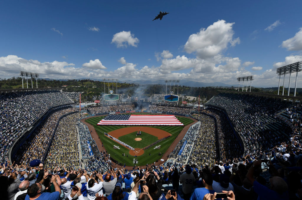 Dodgers Lifestyle: Five Quick Tips at Dodger Stadium - Dodger Blue