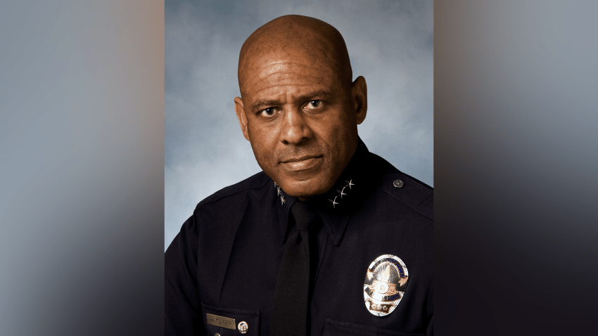 img EARL PAYSINGER, Los Angeles Police Department and a Respected Leader