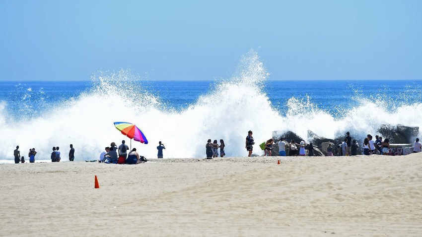 Venice Beach Sunbather Run Over By Police Cruiser Nbc Los Angeles Venice Beach Sunbather Run Over By