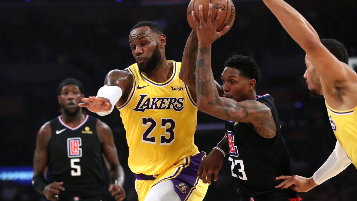 Lakers Lose Battle For LA, 113-105, Fall 6 Games Behind Clippers in