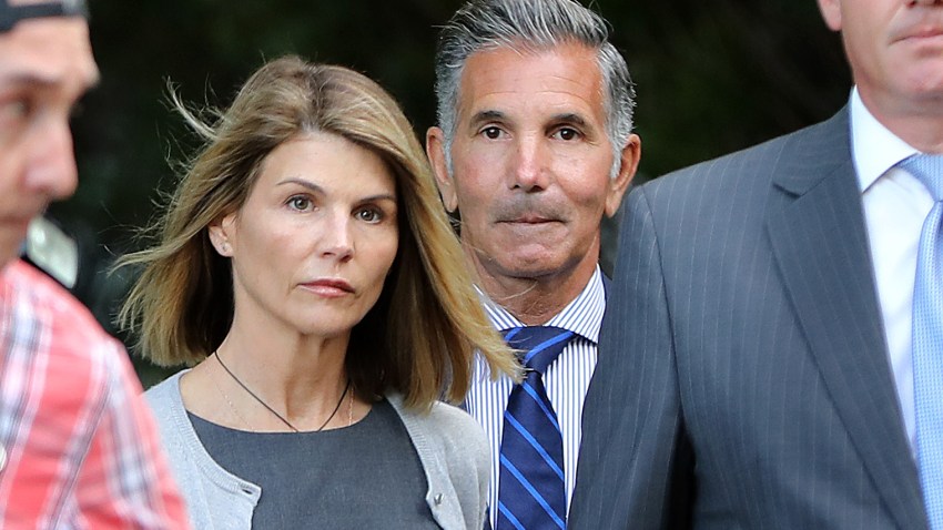 Lori Loughlin, Mossimo Giannulli Appear In Boston Courthouse