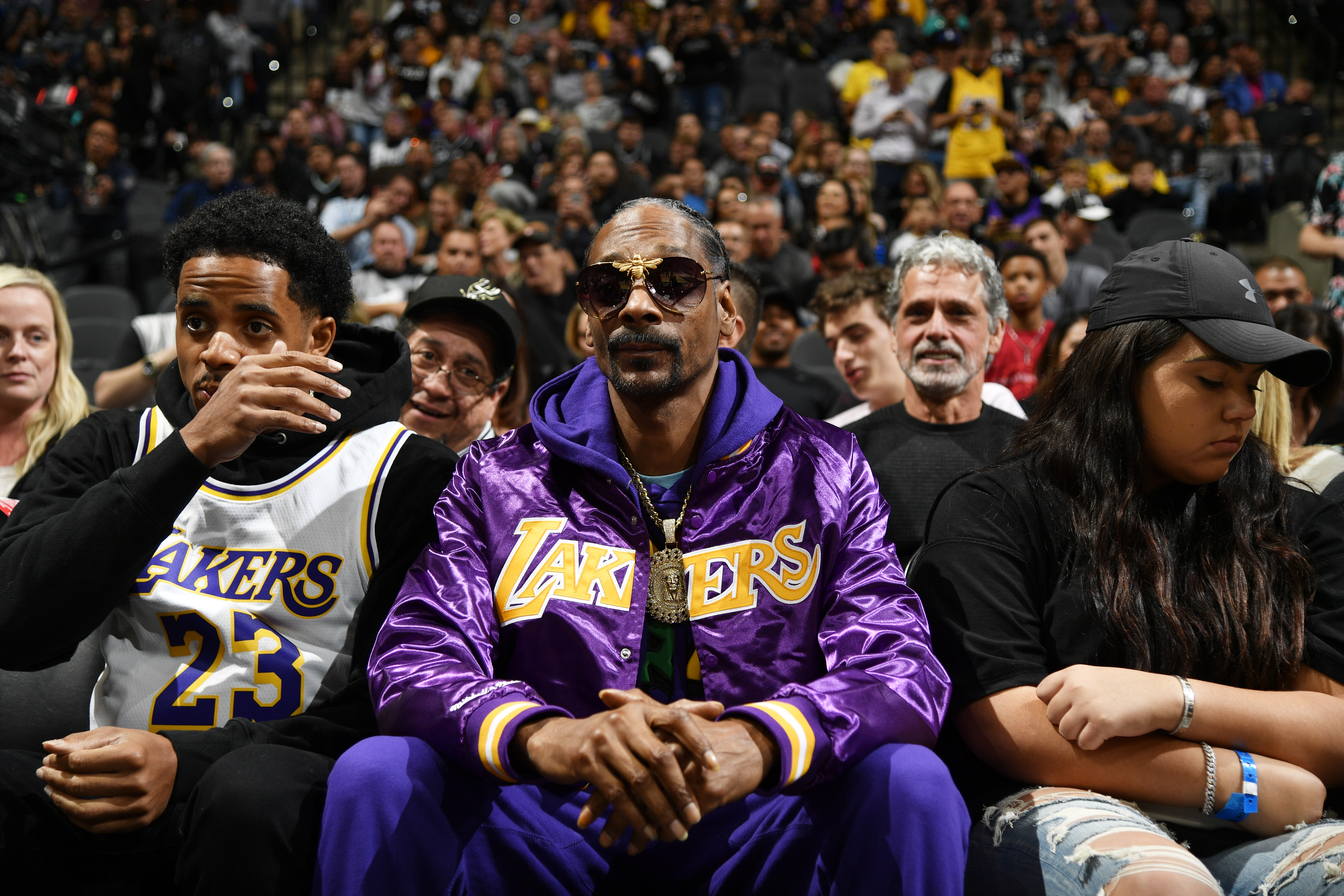 Los Angeles Lakers' Famous Fans: Courtside Photos of Musicians – Billboard
