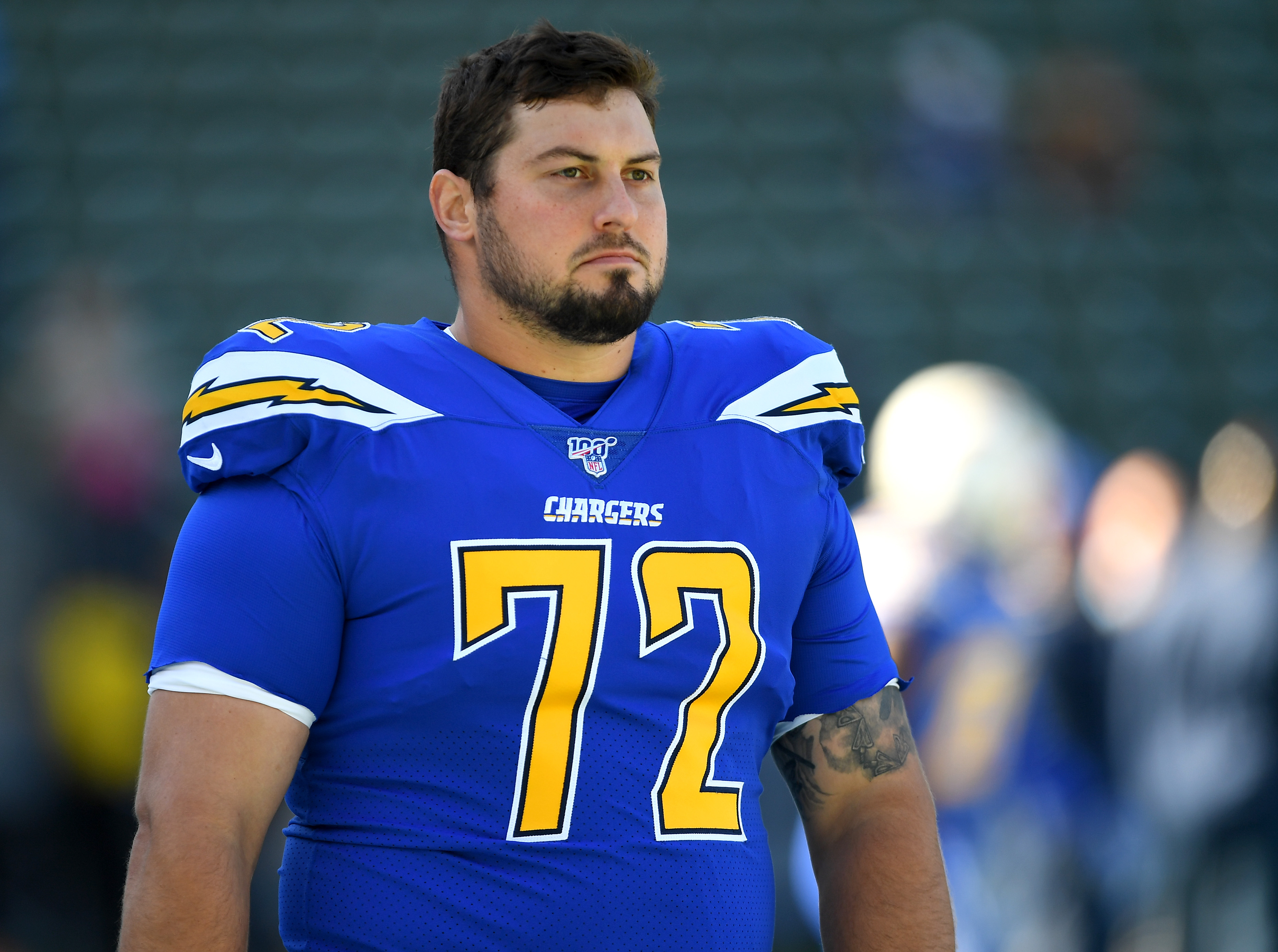 Chargers Re-Sign Offensive Lineman Ryan 