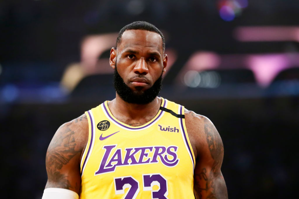Lakers' LeBron James Narrates Nike 
