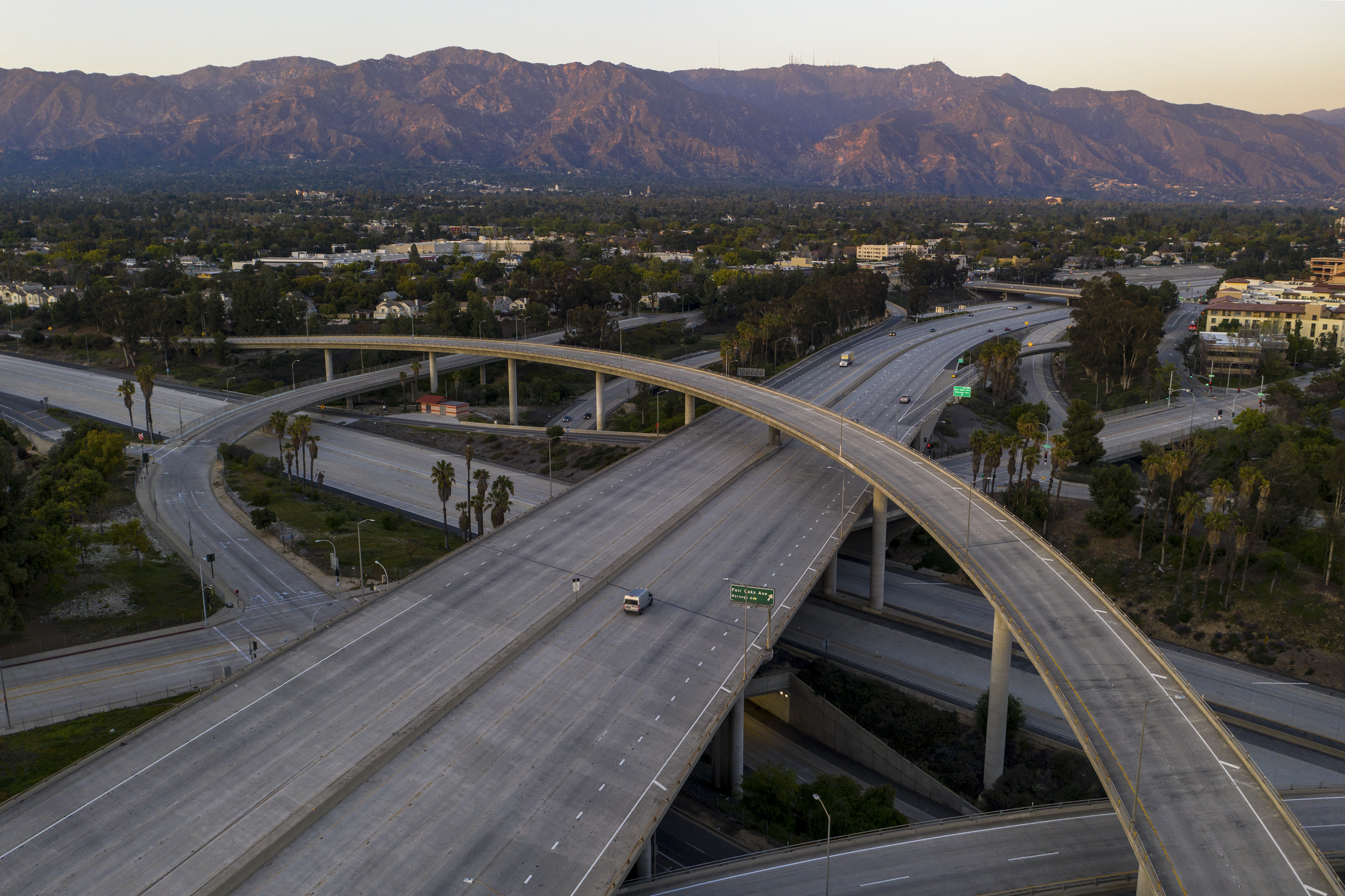 traffic los angeles