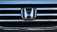Honda Recalling 500,000 Vehicles to Fix Seat Belt Problem
