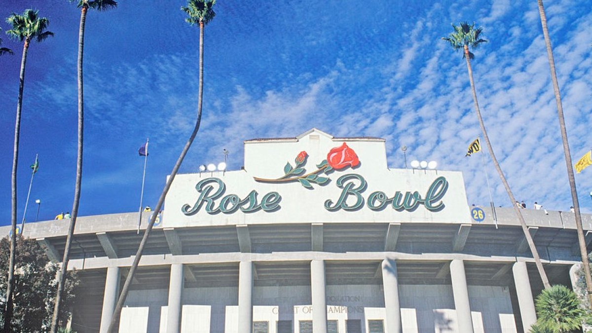 The rose california. Город пасадена калифорния. The rose корейская группа усон. Калифорния mp3. The rose группа.