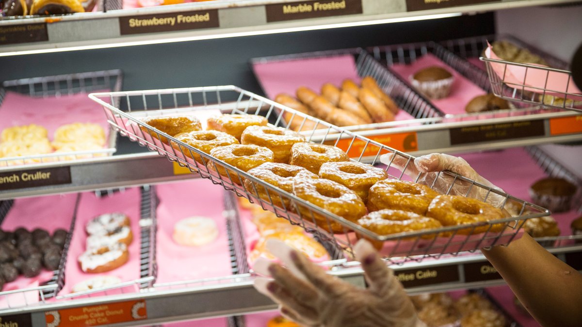 Donate Blood and Get a Free Dunkin' Donuts Coffee – NBC Los Angeles - Vimarsana News