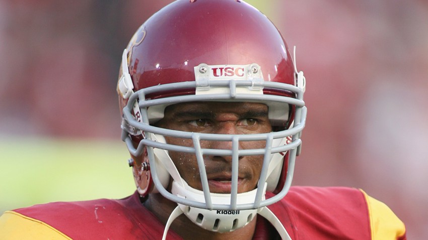 Former Usc Football Player Dies While Walking On Los Angeles