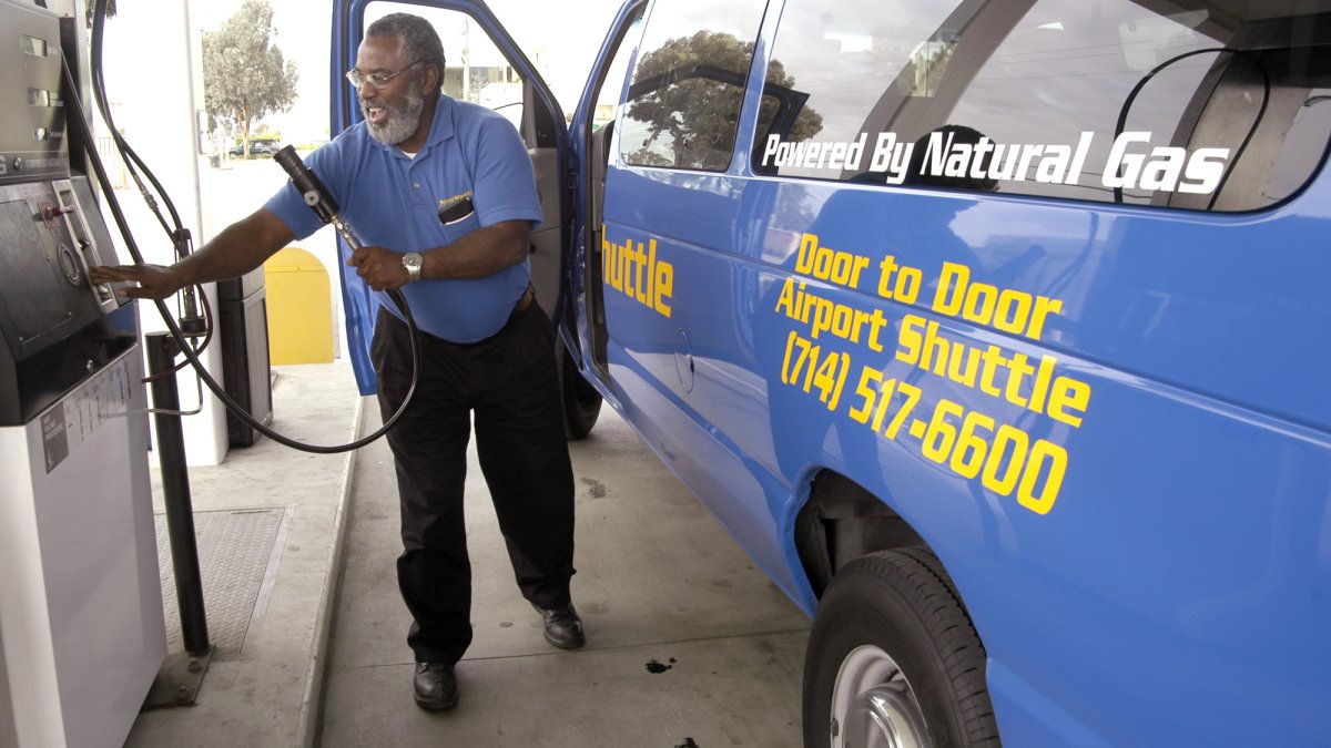 Founded in 1983 to Serve LAX, SuperShuttle is Going Out of Business