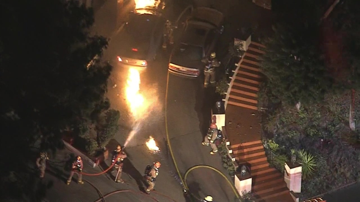 Firefighters Knock Down Glendale House Fire NBC Los Angeles