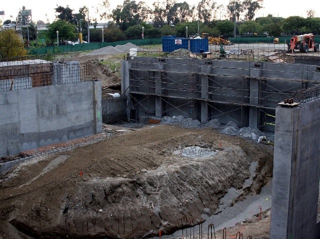 HardHatSundaysANoiseWithin
