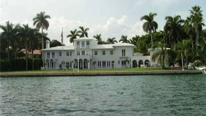 HouseThatBoobsBuilt