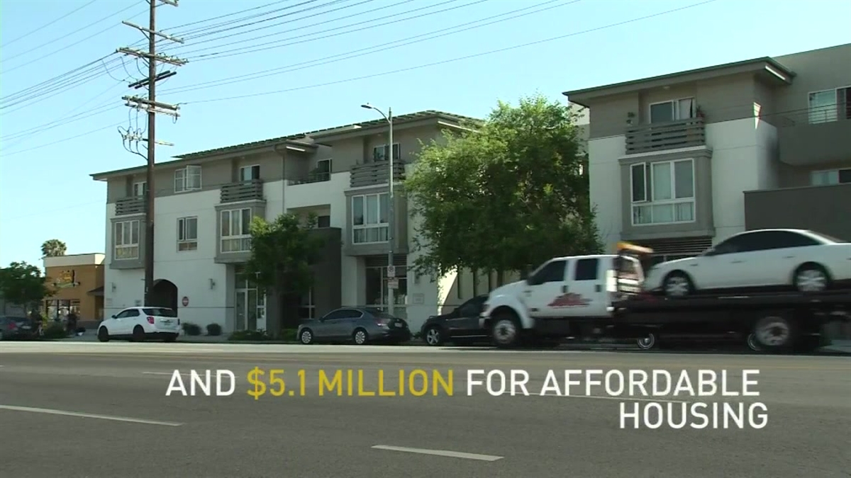 MLB Star Mike Trout Nabs Newport Beach Home for $9.15 Million