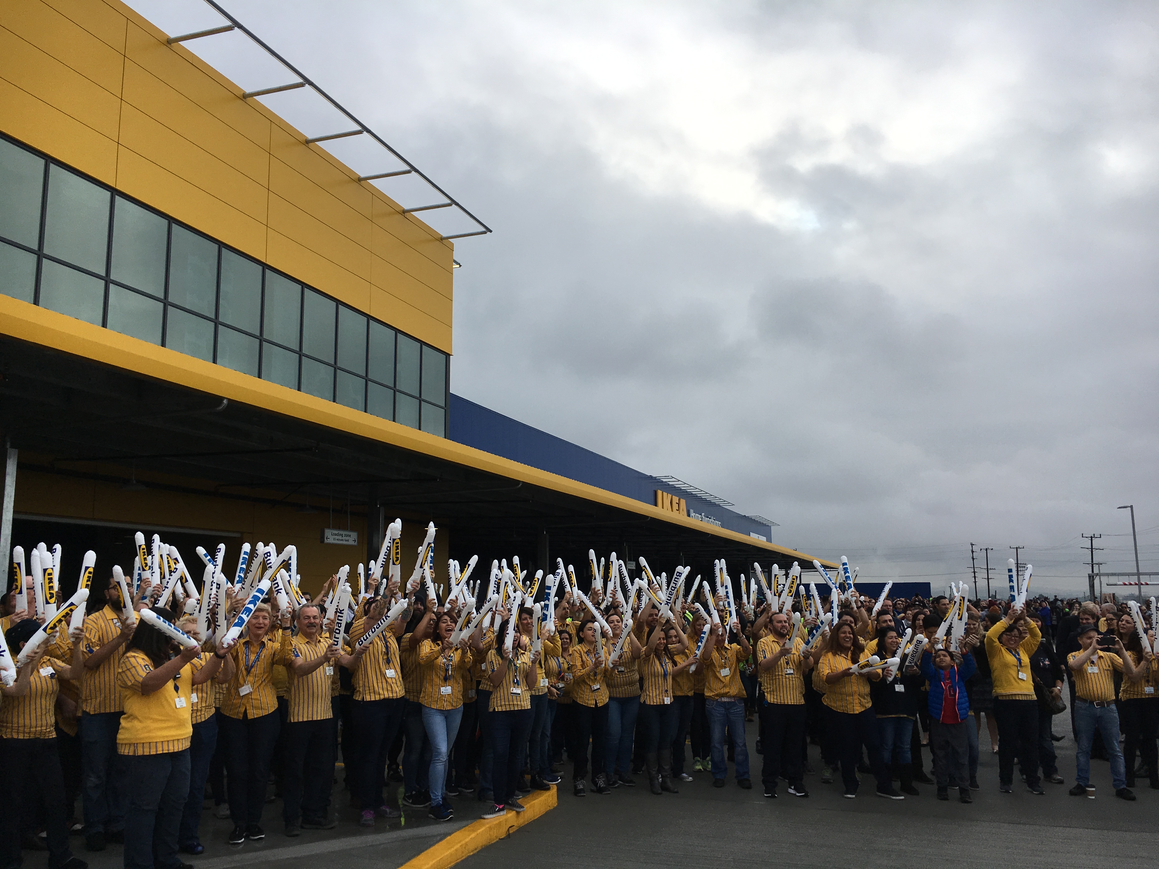 Largest Ikea Store In America Opens In Burbank Nbc Los Angeles