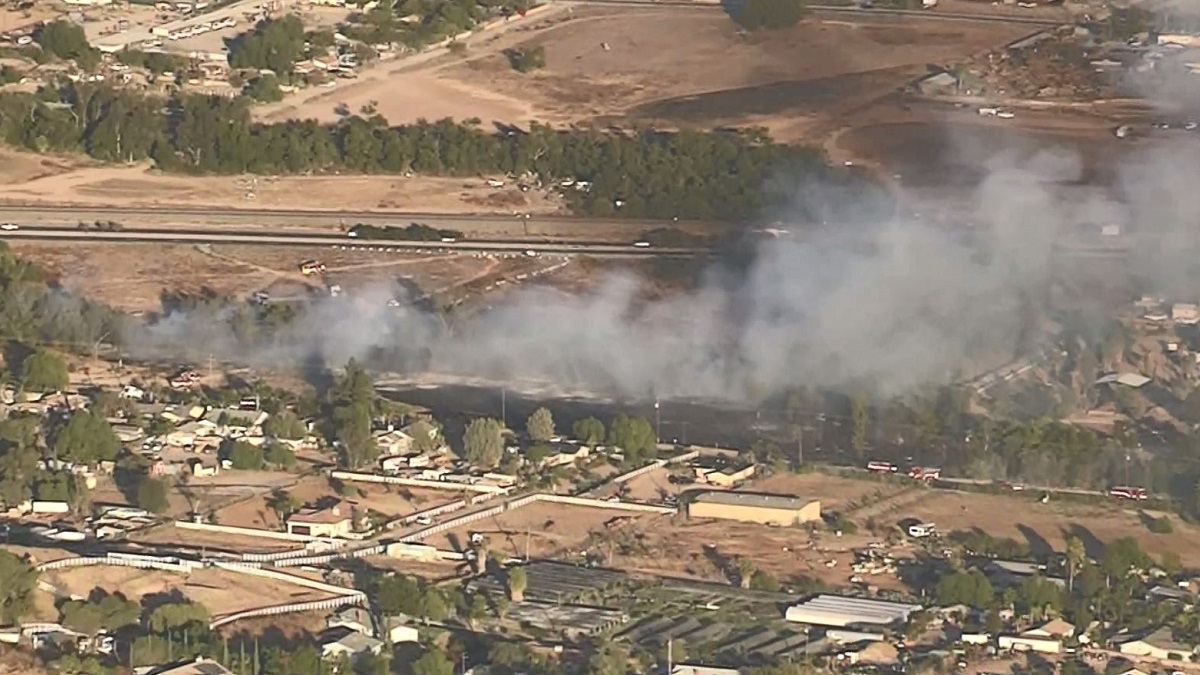 Brush Fire in Jurupa Valley Lights Power Poles on Fire NBC Los Angeles