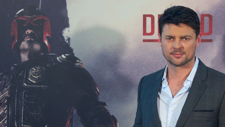 151107657CA017_Karl_Urban_A