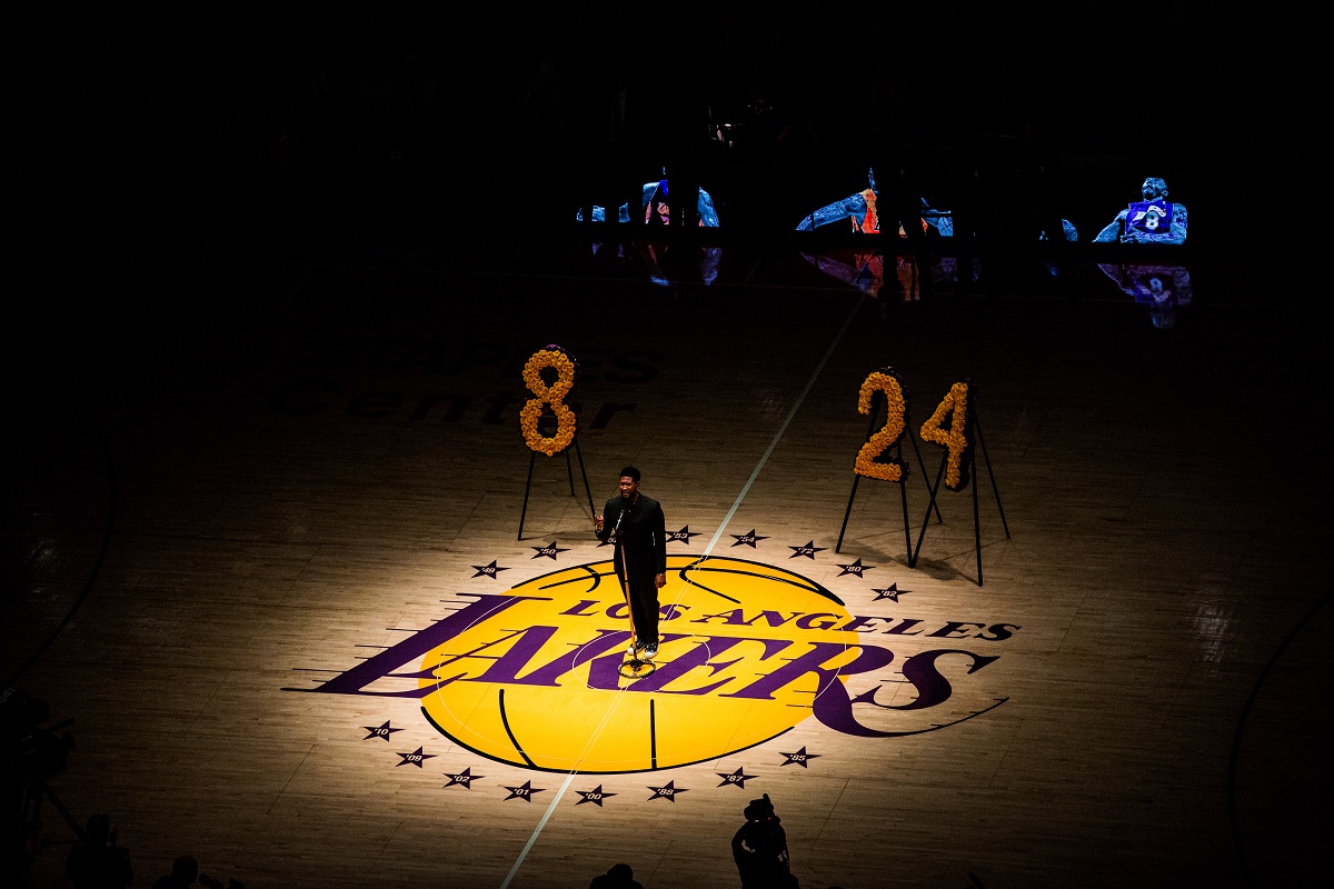 Lakers, Fans Pay Touching Pre-Game Tribute To Kobe Bryant – NBC Los Angeles