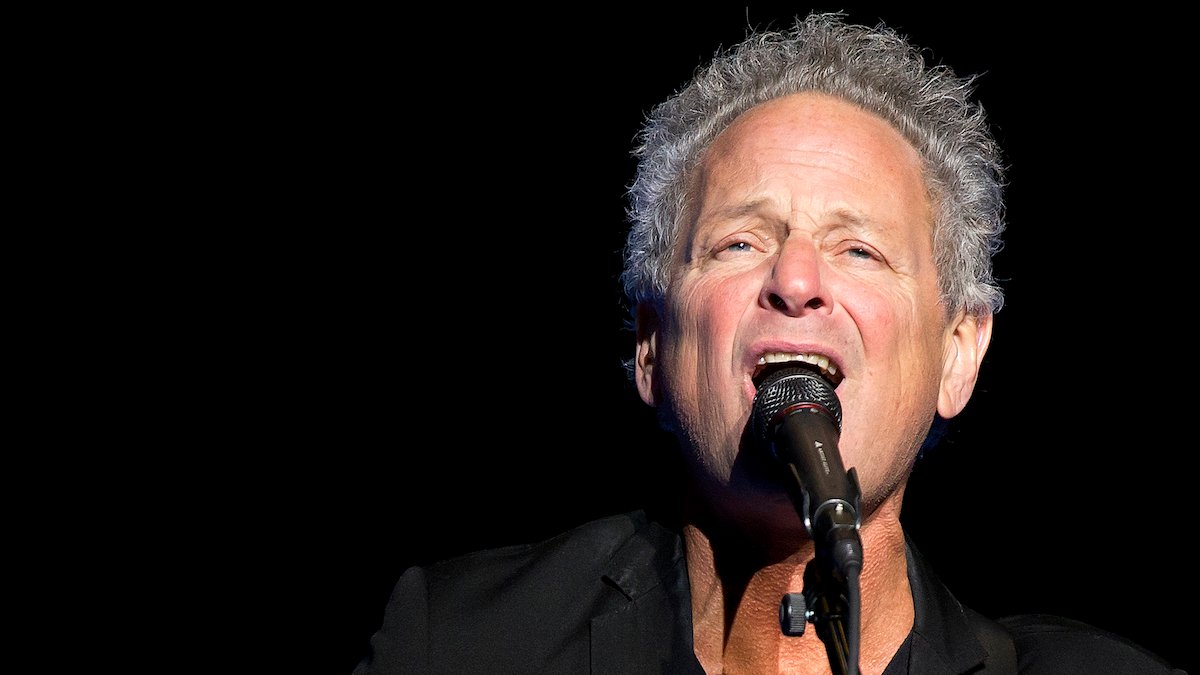 Ex-Fleetwood Mac member Lindsey Buckingham attacked by woman in Santa Monica