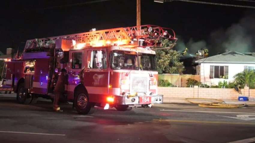Garden Grove House Fire Leaves 2 Dead Nbc Los Angeles