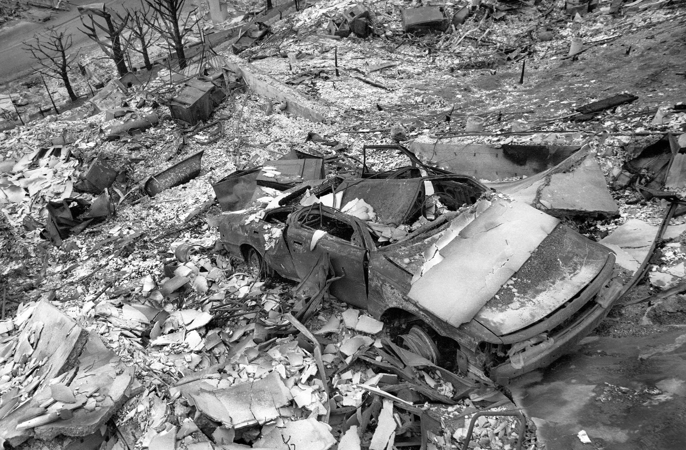 Photos: the aftermath of the deadly october 1991 oakland hills firestorm – nbc los angeles Photos: The Aftermath of the Deadly October 1991 Oakland Hills Firestorm – NBC Los Angeles