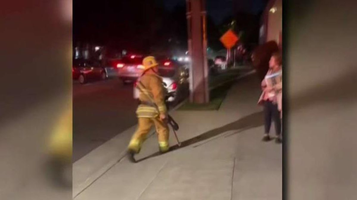 People Panic After Fire Alarms Go Off in Brentwood HighRise NBC Los