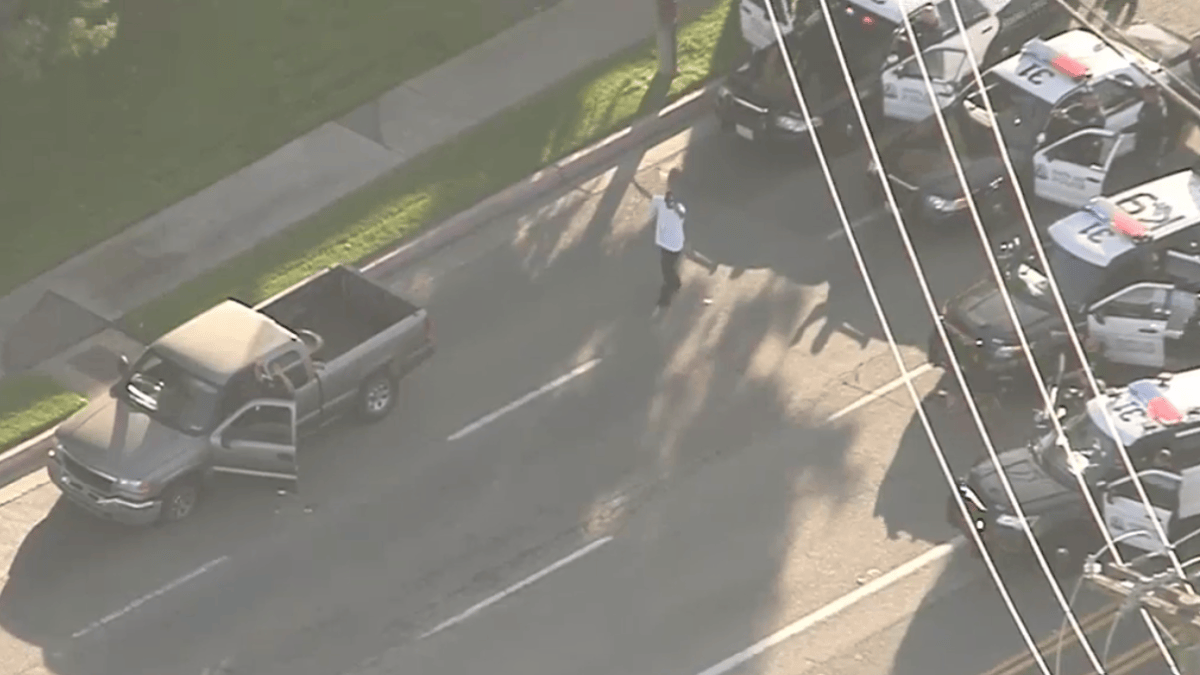 Police Pursuit of Suspected Stolen Vehicle Ends in Santa Ana – NBC Los ...