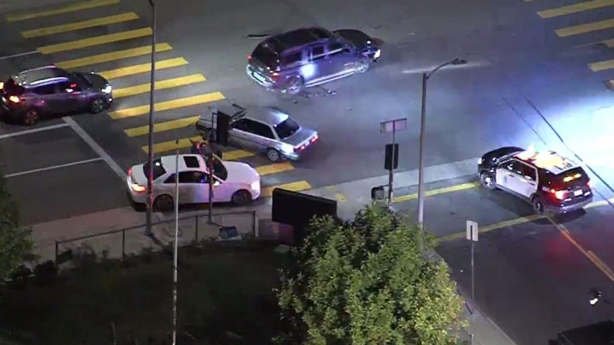 Suspected Stolen Vehicle Police Pursuit Ends With Bizarre Scene ...