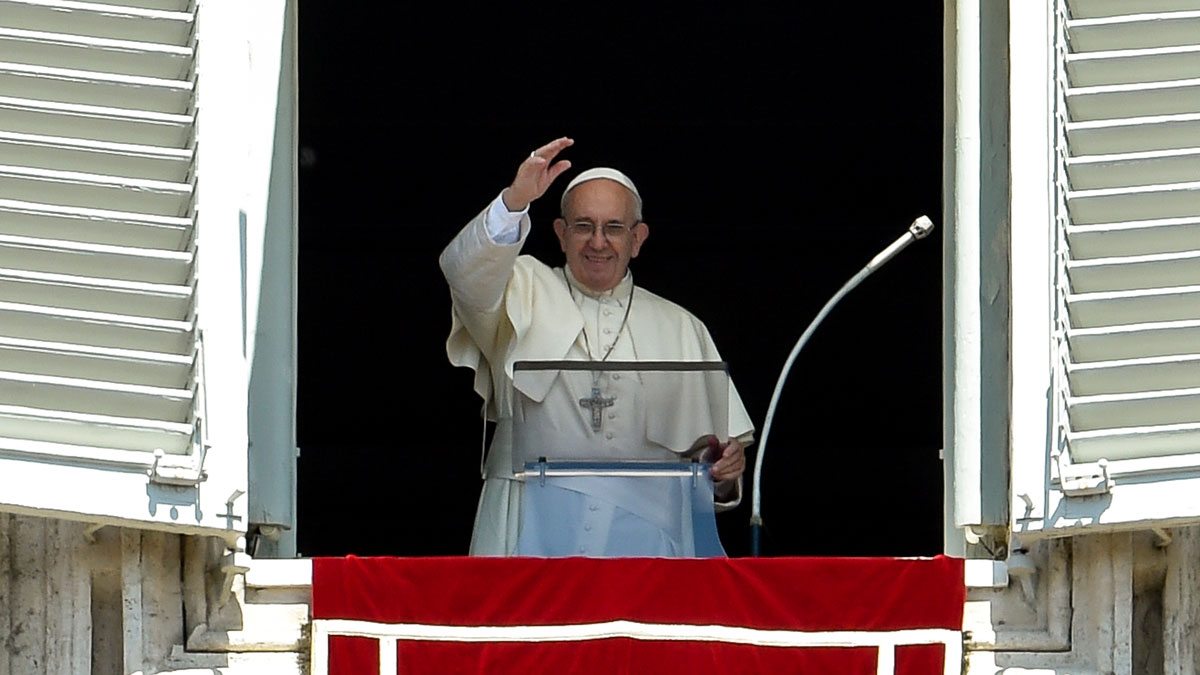 Pope Sends Strong Message to US Catholics After Floyd Death 1