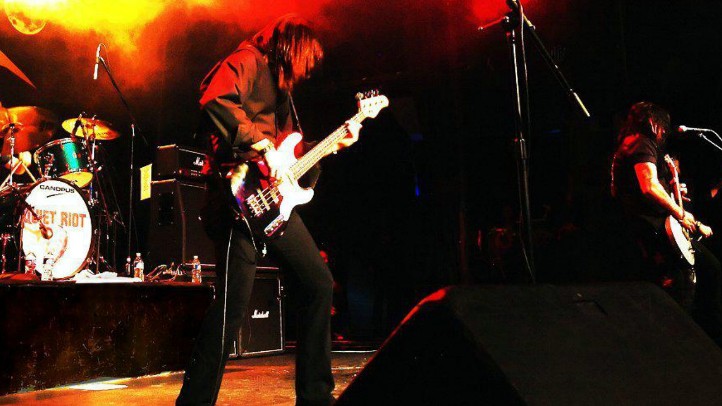 QuietRiotShow