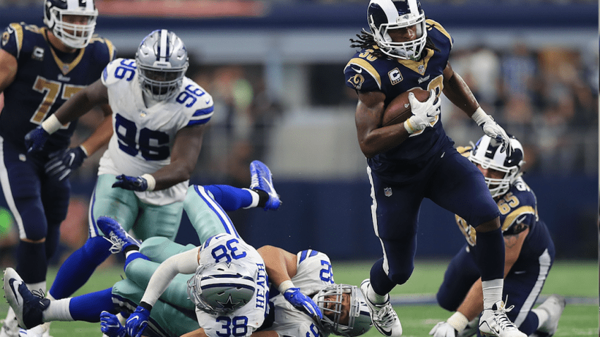 Rams Shock Cowboys