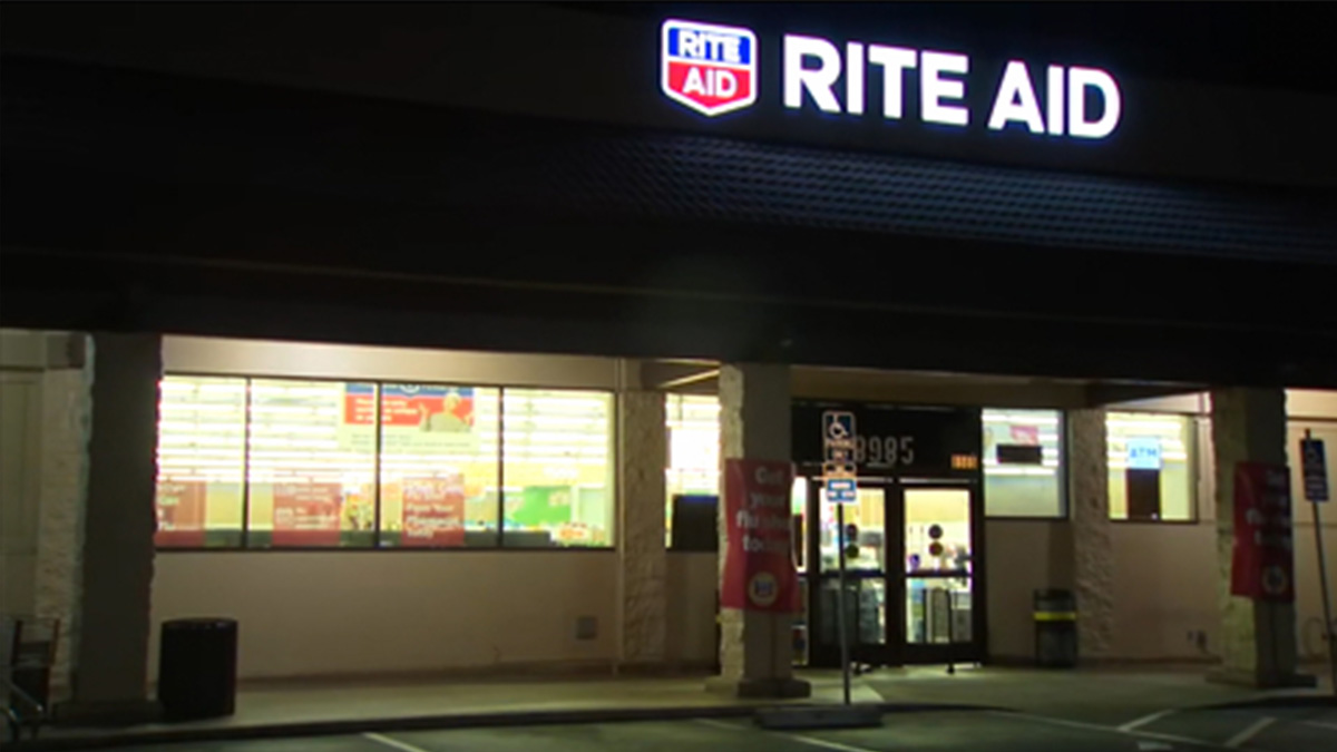 Two Suspects Wanted In Rite Aid Store Raids Sdpd Nbc Los Angeles