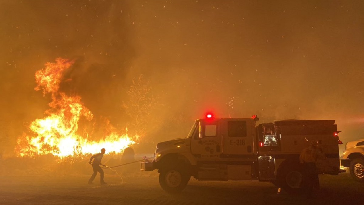 Firefighters battled a fire that grew to more than 3,000 acres Monday night on Nov. 25, 2019.