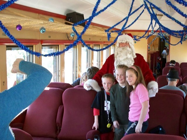 SantaTrainKids