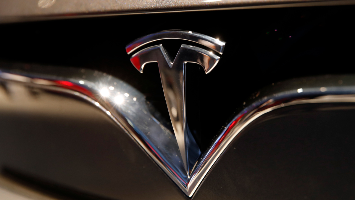 US Agency Opens Formal Probe Into Tesla Autopilot System – NBC Los Angeles US Agency Opens Formal Probe Into Tesla Autopilot System – NBC Los Angeles