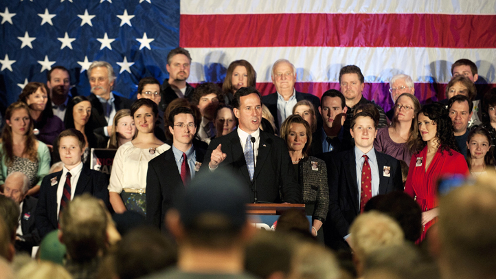 142433131 JS009_SANTORUM