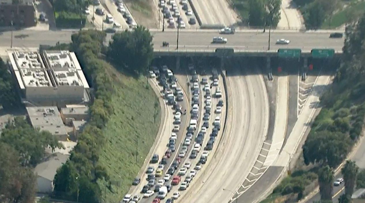 110 Freeway Closed Due To Police Activity In Downtown LA – NBC Los Angeles