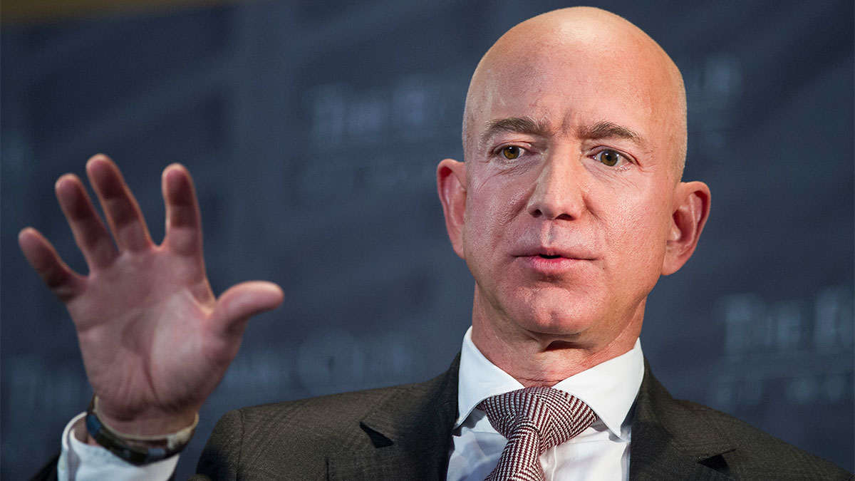 Brother Of Amazon Ceo S Girlfriend Files New Court Papers In Lawsuit Against Jeff Bezos Nbc Los Angeles