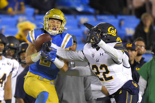 Brown Jr Scores Twice As California Defeats Ucla 28 18 Nbc Los Angeles
