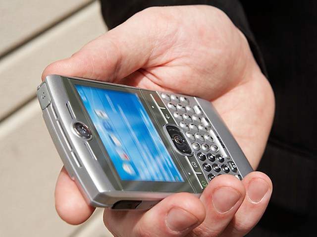 cell-phone-blackberry-generic