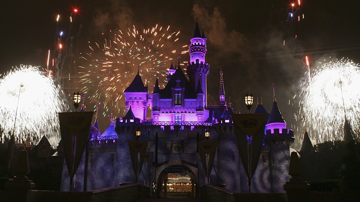 52748601FH012_Disneyland_50