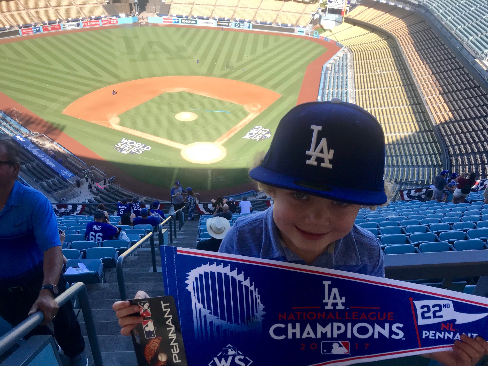 Dodger fan guide: Busch Stadium, 3.0 - True Blue LA