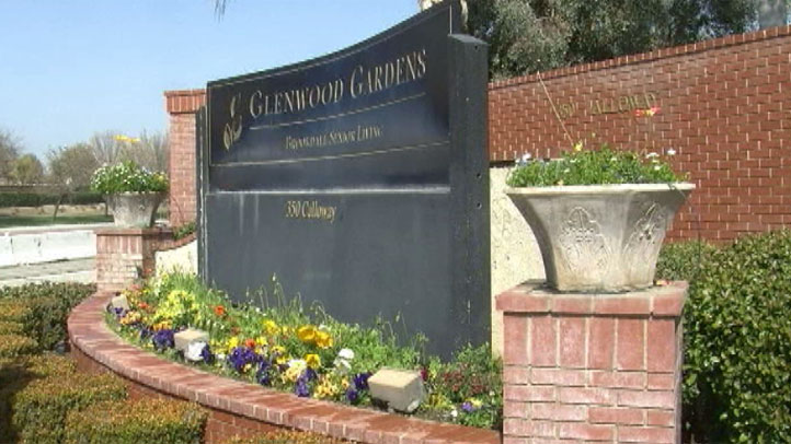 Nurse Refuses 911 Dispatcher Begging Her To Perform Cpr Nbc Los