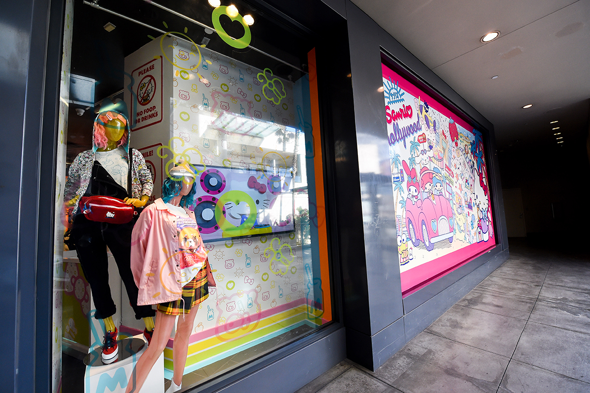 Portfolio: Hello Kitty, Hollywood, Calif. – Visual Merchandising and Store  Design