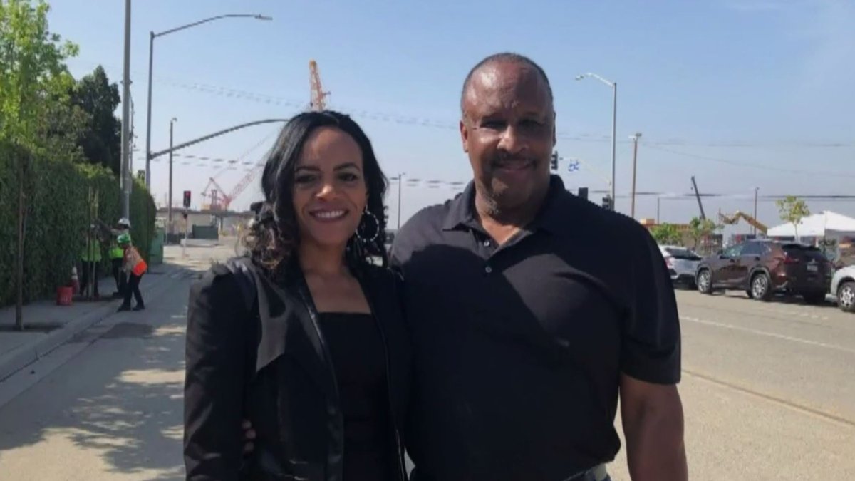 Inglewood Mayor’s Longtime Aide Alleges Harassment and Stalking NBC
