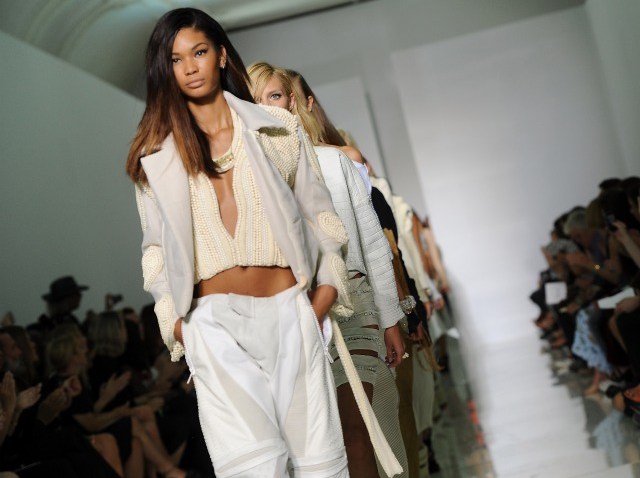 kanye west runway finale paris