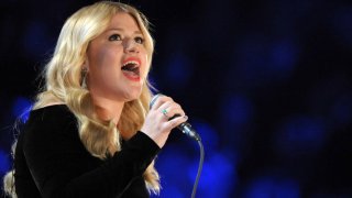 Britain-Kelly Clarkson